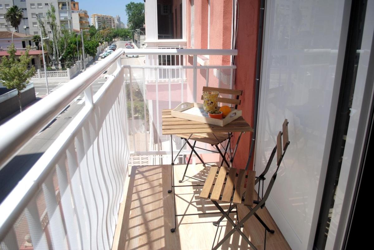 Aparatamento Barraques Gandia Playa Para 3-4 Personas 150 Metros De La Playa Екстериор снимка
